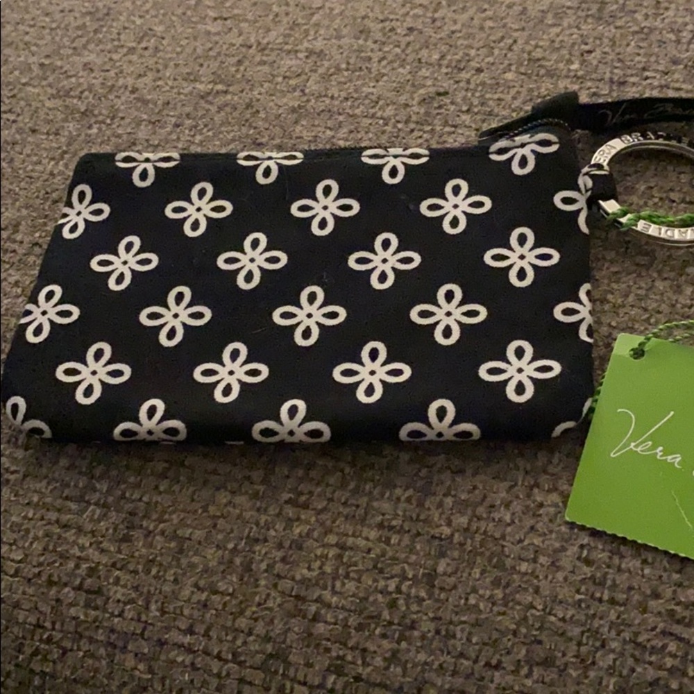 VERA BRADLEY Zipper ID wallet